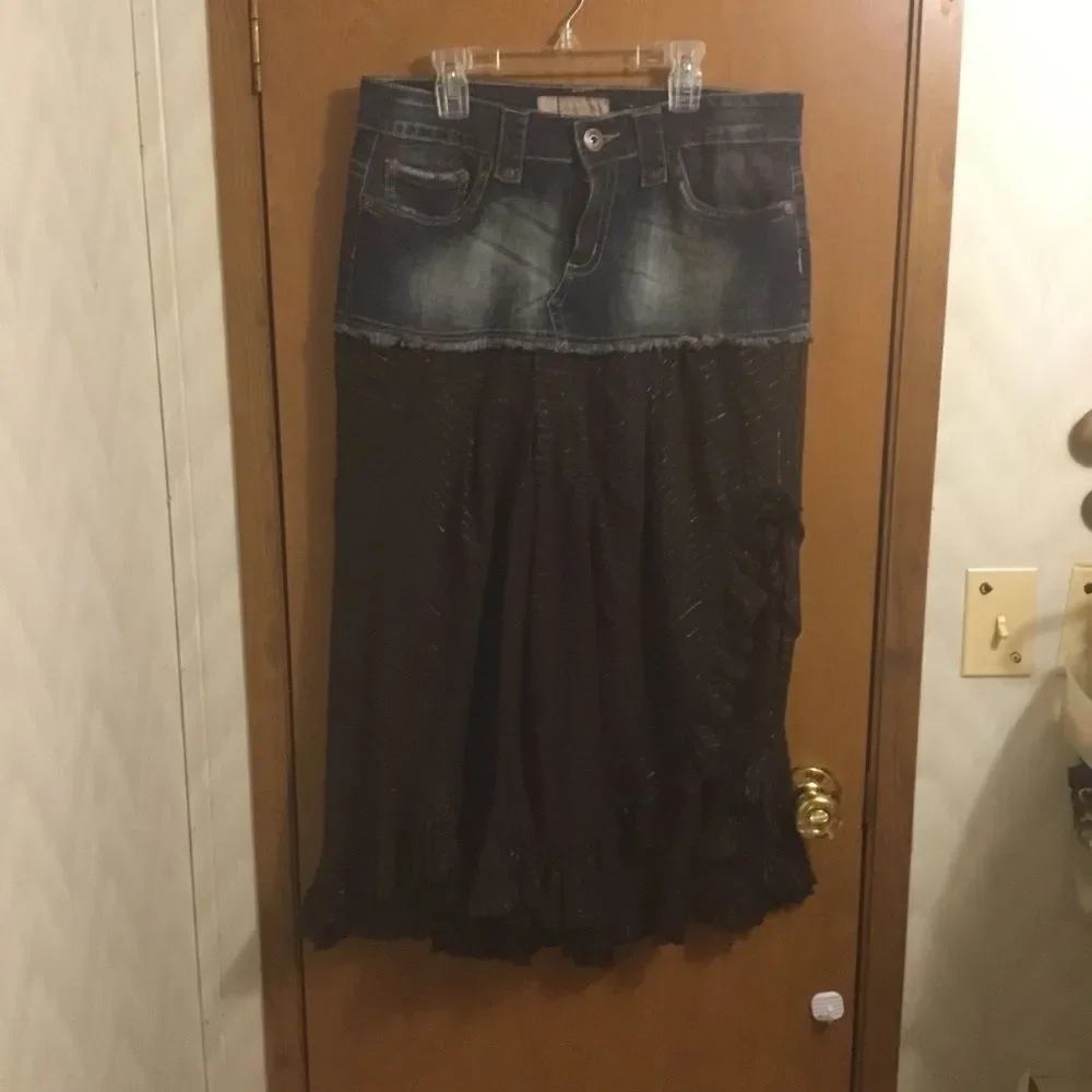 Candies 2000s Denim and Dark Wash Brown Striped Ruffle Y2K Tier Midi Skirt 11